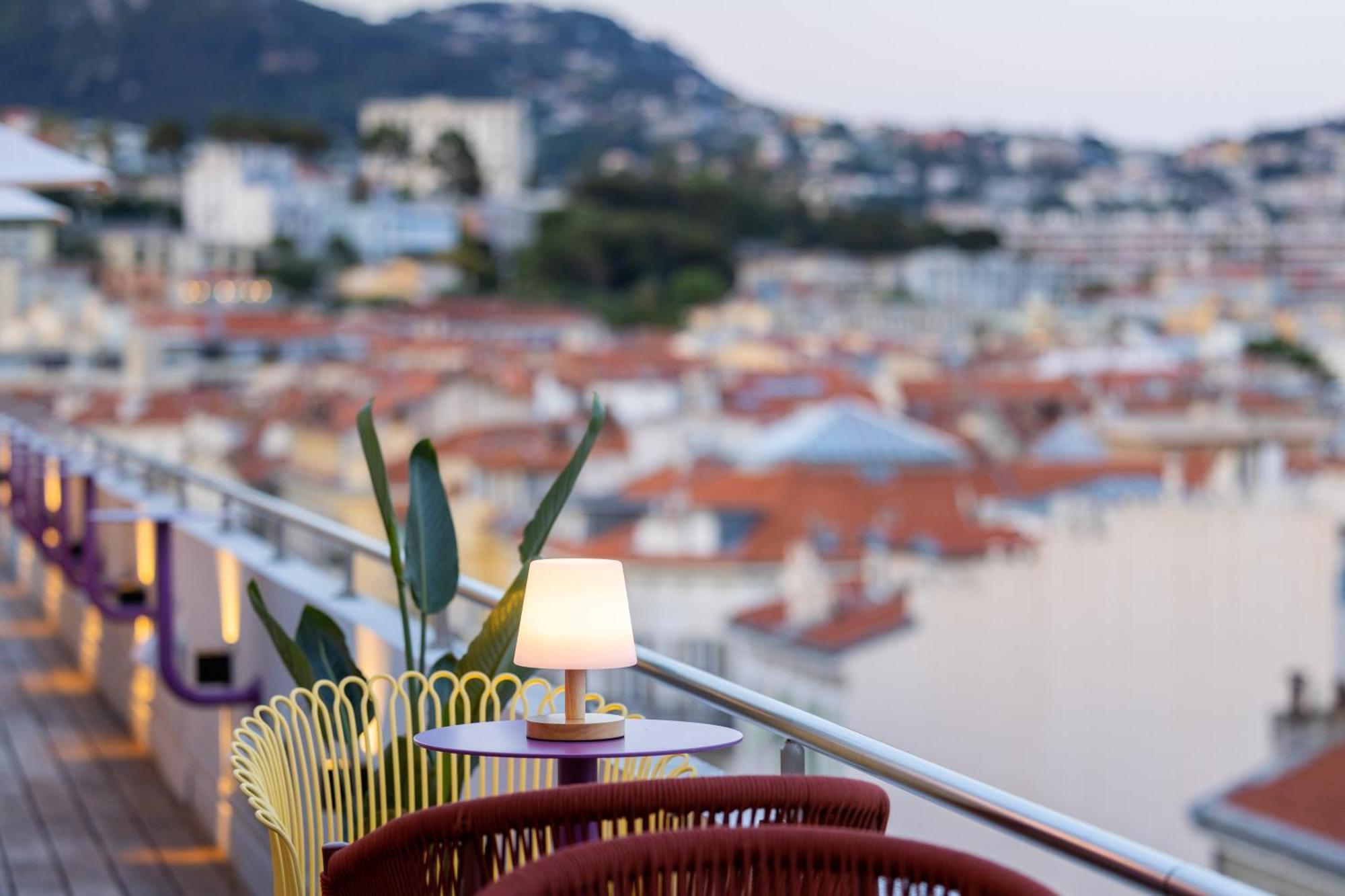 Mercure Centre Notre Dame Hotel 4*